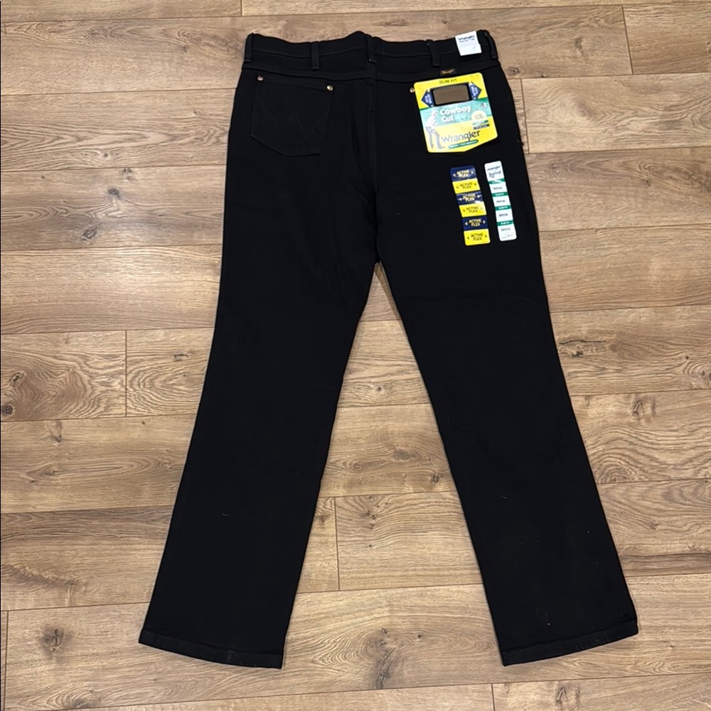 Wrangler Men's Bootcut Jeans - Black